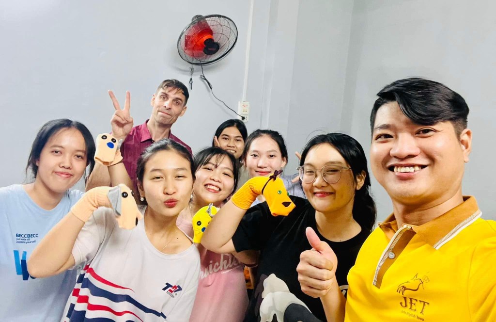 Sharing Puppets in&nbsp;Vietnam